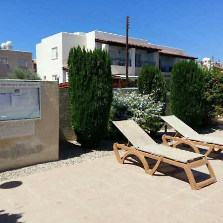 Apartamento By The Sea Paphos Exterior foto