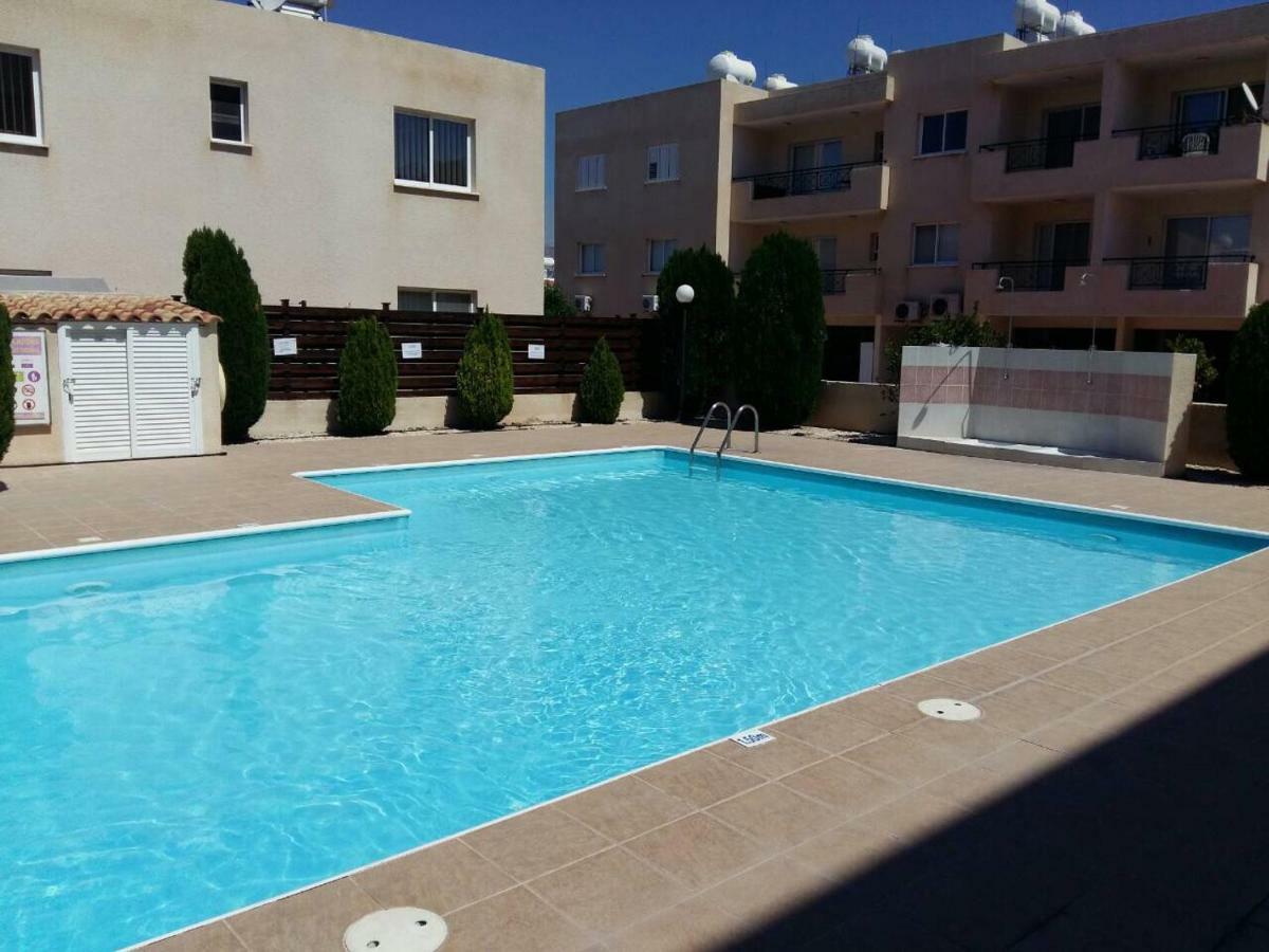 Apartamento By The Sea Paphos Exterior foto
