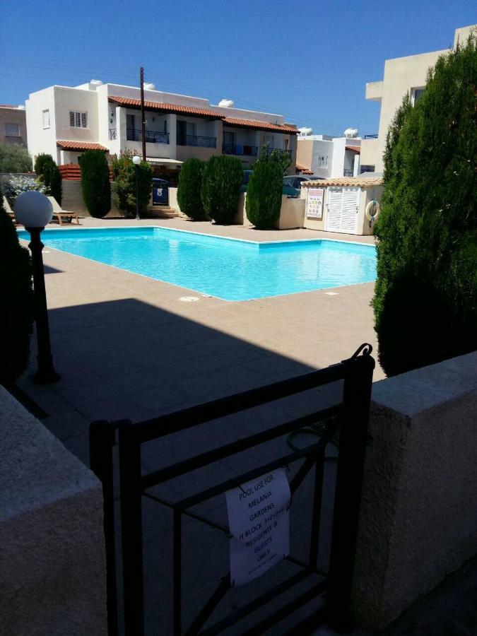 Apartamento By The Sea Paphos Exterior foto